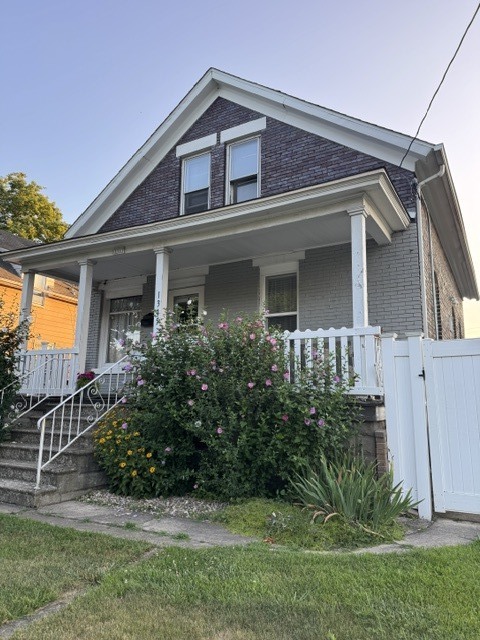 Residential Income in Joliet 3