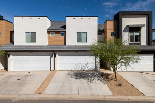 3329 E Big Bend Ln, Washington, UT, 84780-3687 | Card Image