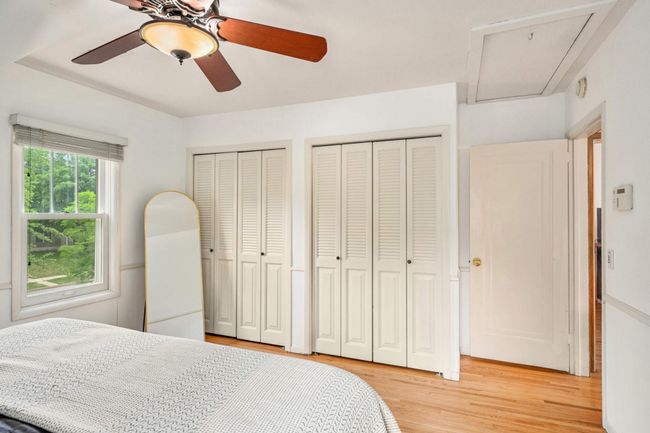Largest upstairs bathroom | Image 19