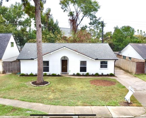 1415 Mapleton Dr, Houston, TX, 77043-4118 | Card Image