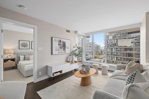 806-1618 Quebec St, Vancouver, BC, V6A0C5 | Card Image