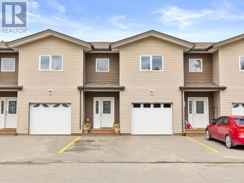 103-102 Goldeneye St, Whitehorse, YT, Y1A0J8 | Card Image
