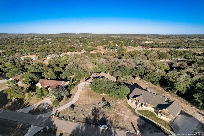 445 Hanging Oak, House other with 4 bedrooms, 4 bathrooms and null parking in Spring Branch TX | Image 4