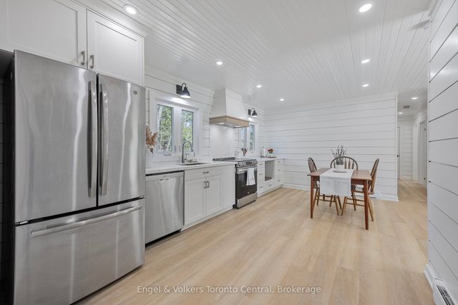 2481 Falkenburg Rd, House other with 3 bedrooms, 1 bathrooms and 6 parking in Port Carling ON | Image 10