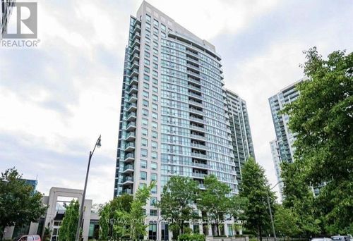 28 Harrison Garden Blvd, North York, ON, M2N7B5 | Card Image