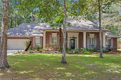 7014 Longvue Dr, Mandeville, LA, 70448-7042 | Card Image