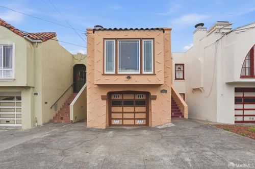2487 33rd Ave, San Francisco, CA, 94116-2240 | Card Image