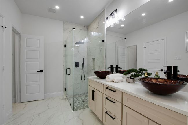 209 Pearl Harbor St, House other with 4 bedrooms, 3 bathrooms and null parking in Tool TX | Image 23