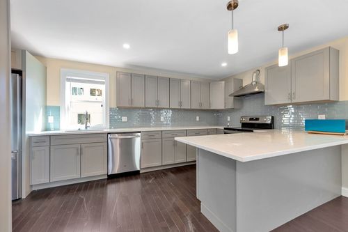 1-43 Wright Ave, Medford, MA, 02155-6111 | Card Image