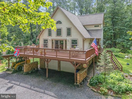 1316 Indian Peg Rd, BOILING SPRINGS, PA, 17007-9671 | Card Image