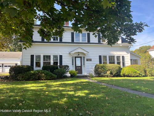 729 Springtown Rd, Tillson, NY, 12486-1601 | Card Image