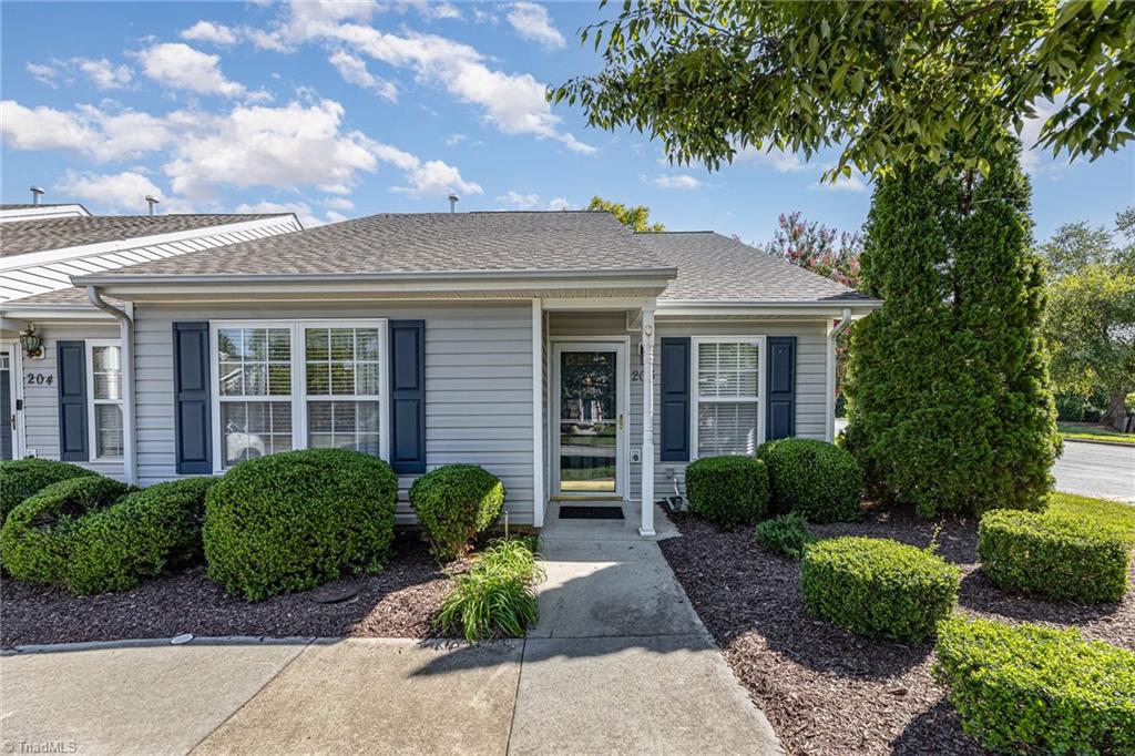 Glen Gate Cir, Kernersville, NC 27284