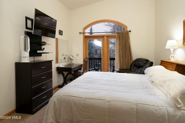B - 228 W Beaver Creek Blvd, Home with 4 bedrooms, 6 bathrooms and null parking in Avon CO | Image 5
