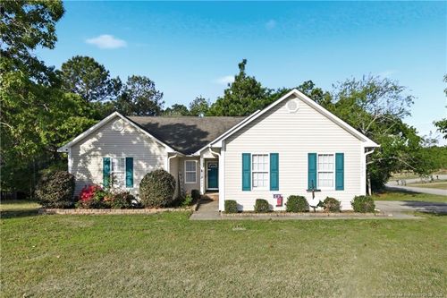 3920 Dickens Ave, Hope Mills, NC, 28348-2164 | Card Image