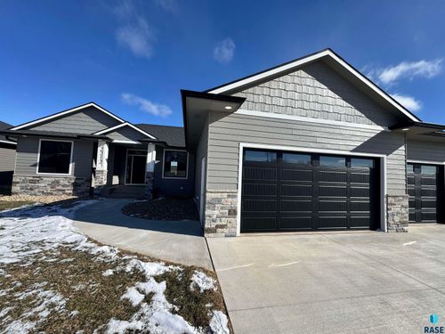2212 S Saddle Ridge Dr Drive, Sioux Falls, SD, 57110 | Card Image