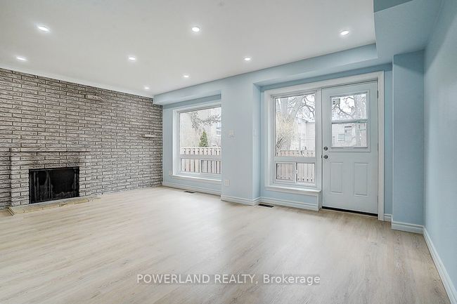 4 - 8 Liszt Gate, Condo with 3 bedrooms, 2 bathrooms and 1 parking in Toronto ON | Image 6