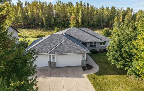 2220 Greenfield Dr E, Northfield, MN, 55057-3570 | Card Image