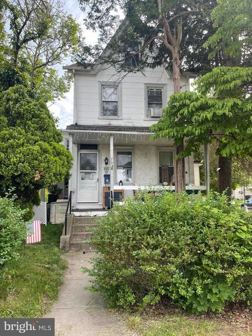 76 Pennsylvania Ave, PHOENIXVILLE, PA, 19460-4040 | Card Image