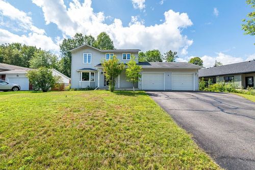 4 Banting Dr, Deep River, ON, K0J1P0 | Card Image