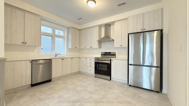 1546 Moonseed Pl, House attached with 3 bedrooms, 3 bathrooms and 1 parking in Milton ON | Image 10