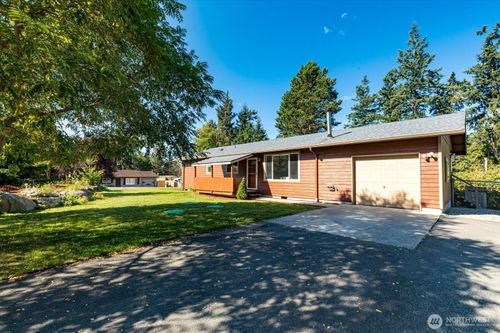 4397 Terrace Dr, Oak Harbor, WA, 98277-9515 | Card Image
