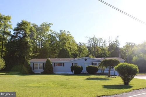 2827 Shippensburg Rd, BIGLERVILLE, PA, 17307-9001 | Card Image
