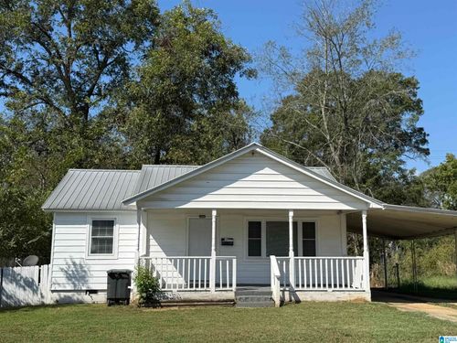 928 25th Street Ensley, Birmingham, AL, 35218-1945 | Card Image