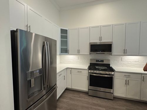 c408-320 Middlesex Ave, Medford, MA, 02155-5037 | Card Image