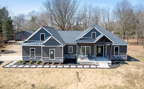 8477 84th St Se, Alto, MI, 49302-9738 | Card Image