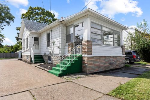 613 Meigs St, Sandusky, OH, 44870-3814 | Card Image