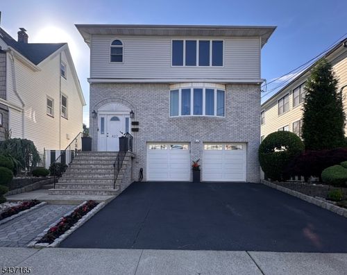 2-427 Forest St, Kearny, NJ, 07032-3515 | Card Image