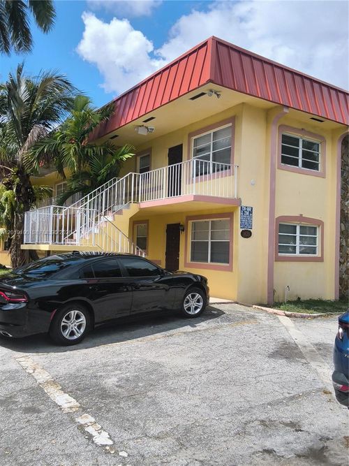 6-1826 Cleveland St, Hollywood, FL, 33020-3141 | Card Image