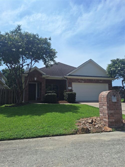 153 Snug Harbor Dr, Montgomery, TX, 77356-9047 | Card Image