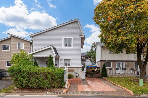 13 Jeffrey St, Brampton, ON, L6S2M9 | Card Image