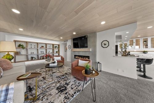 unit-19d-3111 Bel Air Dr, Las Vegas, NV, 89109-1505 | Card Image