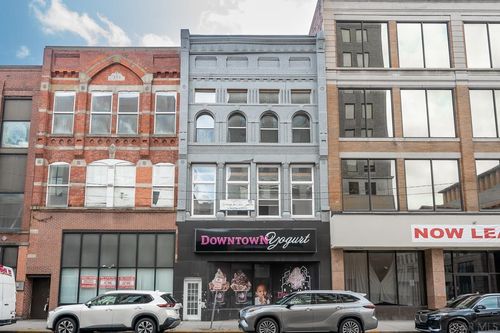 302-215 Franklin St, Johnstown, PA, 15901-1901 | Card Image