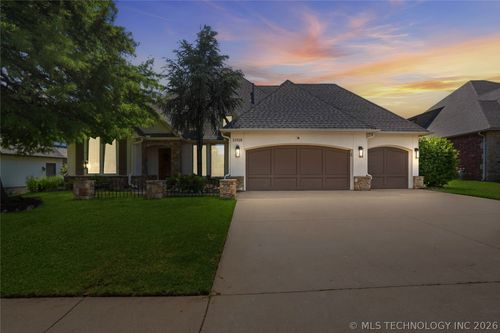 11918 S 92nd East Ave, Bixby, OK, 74008-1847 | Card Image