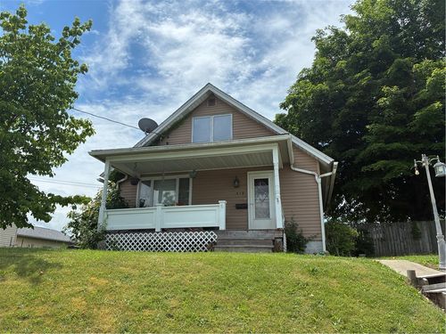319 Phillips St, Charleroi, PA, 15022-1030 | Card Image