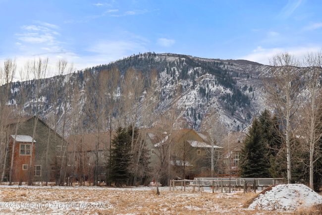 314 Sopris Cir, House other with 3 bedrooms, 3 bathrooms and 2 parking in Basalt CO | Image 34