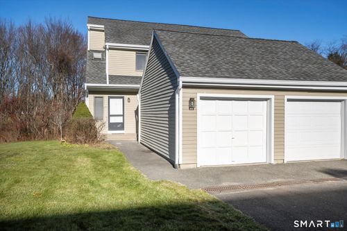 29-29 Cannon Ridge Dr, Watertown, CT, 06795-2446 | Card Image