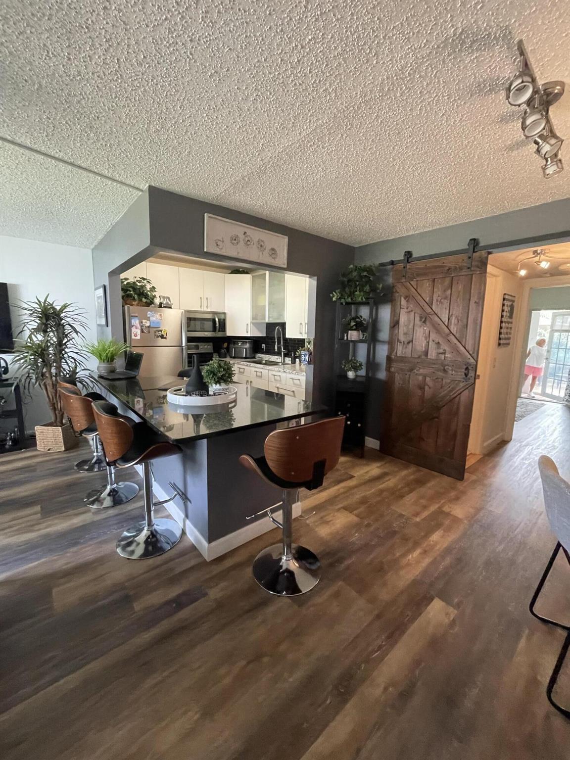 Farnham Q , Deerfield Beach, FL 33442