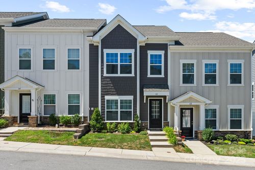 66 Walnut Springs Dr, Asheville, NC, 28804-7701 | Card Image