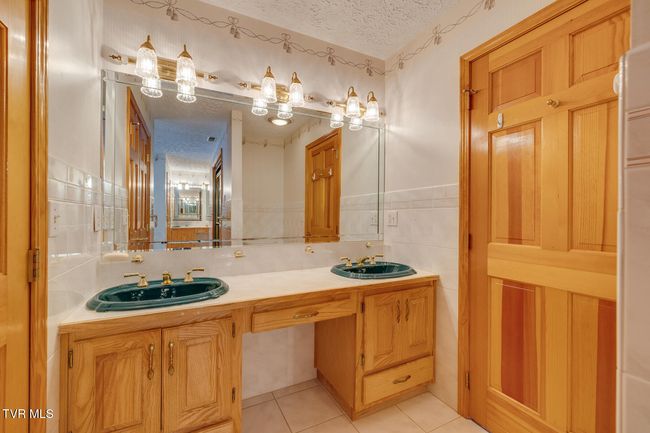 246 Worthington Dr, House other with 6 bedrooms, 6 bathrooms and null parking in Kingsport TN | Image 37