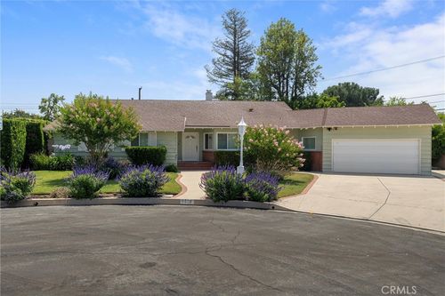 9508 Jellico Ave, Northridge, CA, 91325-2029 | Card Image