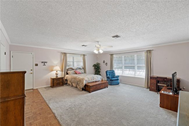 524 E Avenue D, House other with 4 bedrooms, 4 bathrooms and 2 parking in Rosebud TX | Image 13