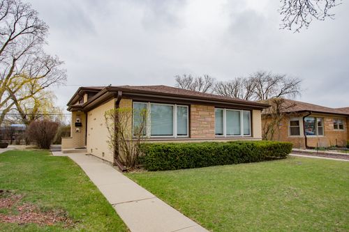 9235 Kildare Avenue, Skokie, IL, 60076 | Card Image