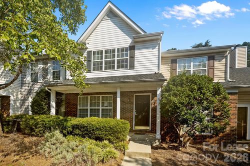 670 Emerald Cove Dr, Charlotte, NC, 28262-4344 | Card Image