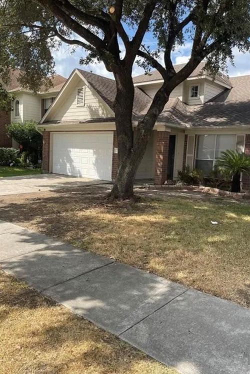 2126 Hadden Hollow Dr, Houston, TX, 77067-3794 | Card Image