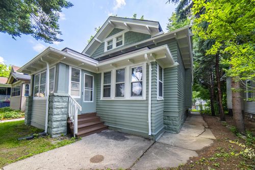 2222 N 51st Street, Milwaukee, WI, 53208 | Card Image