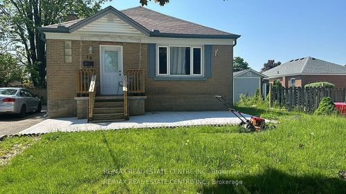 basement-15 Chelsea Rd, Kitchener, ON, N2B1H7 | Card Image